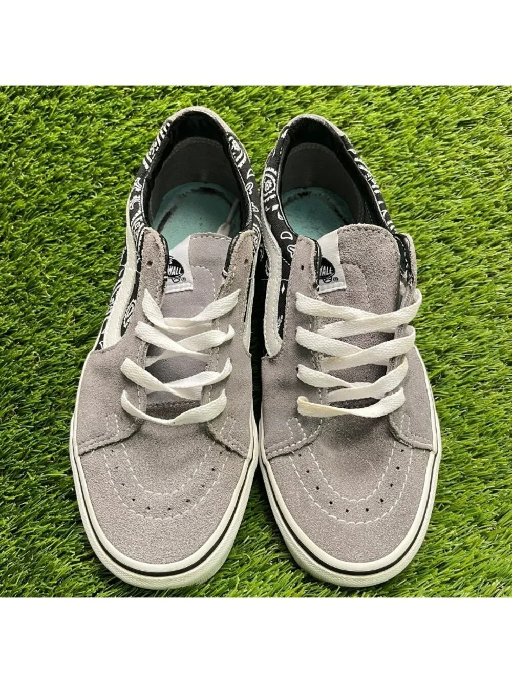 Vans Sk8-Low Paisley-Gray Gum Womens Size 8 Athletic Skateboard Shoes Sneakers